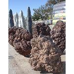 Fotografia de Bur�s presenta la seva nova col�lecci� de roques volc�niques exemplars
