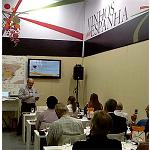 Foto de �xito del primer 'Pabell�n de Vinos de Espa�a' en Expovinis 2013
