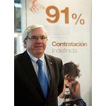 Picture of Interview to Carlos Black, president of the Chemical Forum and Society