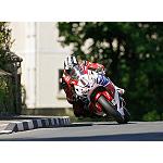 Picture of The tyres Dunlop, key piece in the twentieth victory of John Mcguiness in the TT of the Island of Man