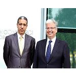 Foto de El ministro de Transportes de Marruecos aborda con el Consorci de la Zona Franca estrechar v�nculos en log�stica
