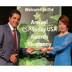 Fotografia de AKO s'alça guanyadora com ‘Best CSP Engineering Performance’