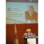 Foto de Eduard Punset defiende una agricultura que respete el equilibrio ecológico