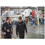 Foto de Pep Vila visita la planta de Iveco en Madrid