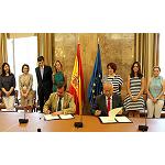Foto de PlasticsEurope firma un acuerdo de colaboración con el Ministerio de Medio Ambiente