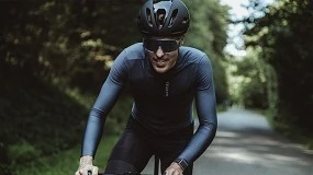 Foto de Van Rysel prepara la temporada de frío 25-26 con nuevas prendas técnicas y rodillos