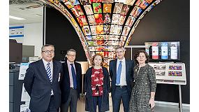 Picture of The general secretary of Science Technology and Innovation visits the International Centre of HP in Barcelona