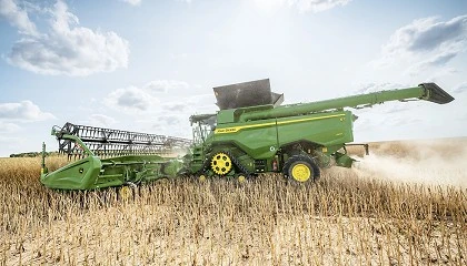 Foto de John Deere introduce las nuevas cosechadoras S7