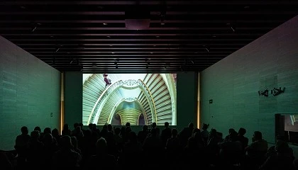 Foto de Escaleras de cine en la arquitectura