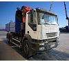 Camion con grua hidraulica Foto