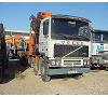 Camion con grua hidralica Foto