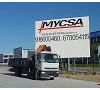 Camion con grua hidraulica Foto