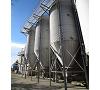 3 silos almacenaje 20.000 litros. Foto