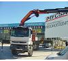 Camion con grua hidraulica Foto