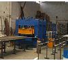 Maquinaria para hacer plastitablas, madera plastica, plastimadera o tablas de plastico reciclado Foto