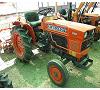 Minitractor kubota l1501 con rotavator Foto