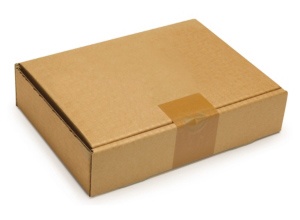Foto de Caja postal marrón para productos planos