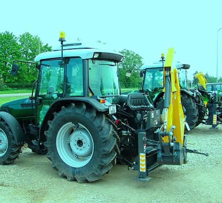Foto de Retroexcavadoras para tractores agrícolas