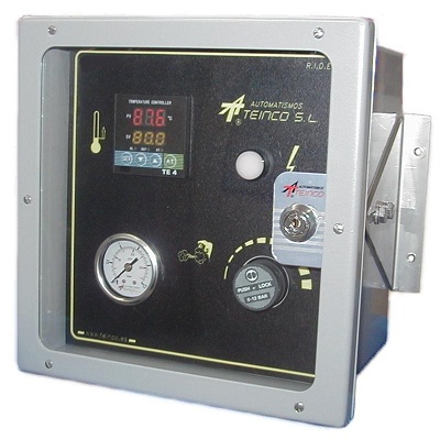Foto de Regulador indicador digital con electroválvula