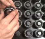 Montaje de anillo embellecedor en botoón rotativo, trabajo para terceros