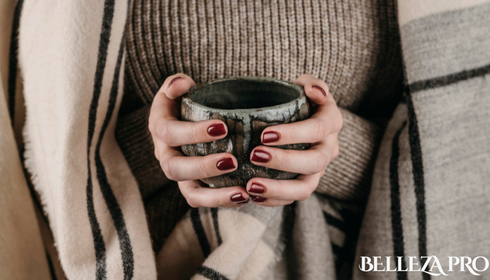 Foto de Uñas marrones: la elegancia que marca tendencia este otoño