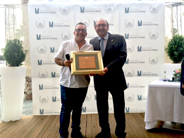 La Asociacin Cabra Malaguea recibe la V de Oro del Colegio Oficial de Veterinarios de Mlaga