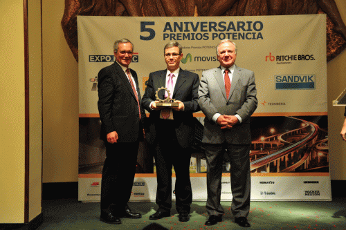 Premio Potencia de Obras y Proyectos en la categoría de Vías Terrestres.