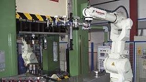 Picture of [es] Nuevo sistema robotizado para alimentacin de prensas de Inser Robtica
