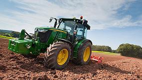 Foto de Los tractores John Deere de la Serie 5M se abren camino hacia Europa
