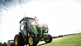 Foto de John Deere desafa a sus tractores compactos al reto verde para conseguir una reduccin de emisiones