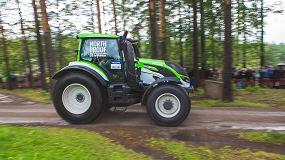 Picture of [es] Un tractor Valtra abre el primer tramo del Campeonato del Mundo de Rallyes en Finlandia