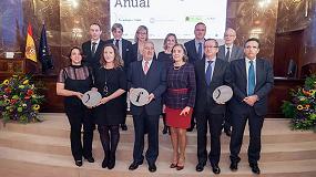Foto de La secretaria de Estado de Investigacin, Desarrollo e Innovacin, Carmen Vela, entrega los Premios de Fenin y de la Fundacin Tecnologa y Salud