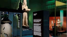 Foto de El vidrio Guardian Clarity presente en la exposicin nica del museo egipcio de Pars