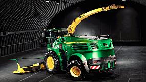 Foto de La picadora de forraje de la serie 8000 de John Deere recibe el premio internacional de diseo Red Dot