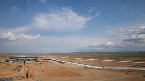Foto de Las extendedoras de encofrado deslizante de Wirtgen participan en la construccin del nuevo aeropuerto de Mongolia