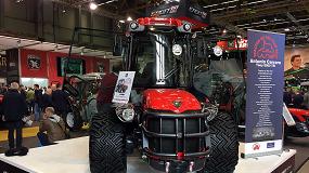 Foto de Antonio Carraro se viste de gala con su compacto reversible Tony 9800 TR