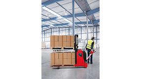 Foto de Linde Material Handling utiliza tecnolog�a de iones de litio en su nuevo apilador doble y en su transpaleta con elevaci�n ergon�mica