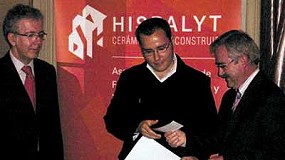 Foto de La primera edicin del concurso de la ctedra de Hispalyt premia el proyecto Fusoria de Luis Miguel Ramos