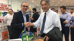 Foto de Hidenori Fujioka, presidente de Roland DG, visita M2M Sistemas
