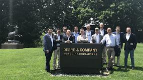 Foto de Un grupo de concesionarios John Deere viaja a Estados Unidos al cumplir 50 aos con la marca