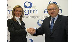 Foto de AGM firma convenios con Informa y Sanitas