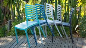 Foto de Grosfillex presenta la silla Sunday en azul Denim, un clsico en auge para las terrazas ms genuinas