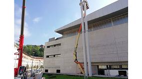 Foto de Sustitucin de dos chimeneas autoportantes en el polideportivo Bentaberri de San Sebastian