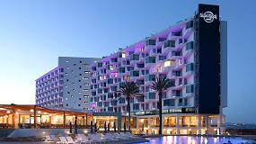 Foto de Hard Rock Hotel Ibiza: un abanico de colores en la fachada ms rockera de la isla