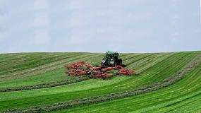 Foto de 188,9 hectreas en 8 horas: John Deere y Kuhn firman un nuevo rcord mundial de hilerado