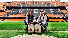 Foto de El Valencia CF cuida su csped con los productos naturales de Idai Nature