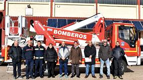 Foto de Transgrúas entrega en Soria la primera plataforma aérea Multitel para bomberos de España