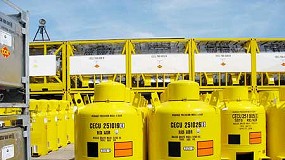 Foto de CCR acude a Chemspec con sus contenedores para el transporte y almacenamiento de lquidos clasificados
