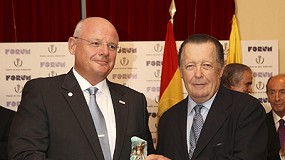 Foto de El presidente del Grupo Bosch para Iberia recoge el Master de Oro 2009