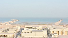 Foto de La plataforma de IA maestro de la desaladora de Umm Al Houl, en Catar, incluida en el fondo de descarbonizacin de Acciona